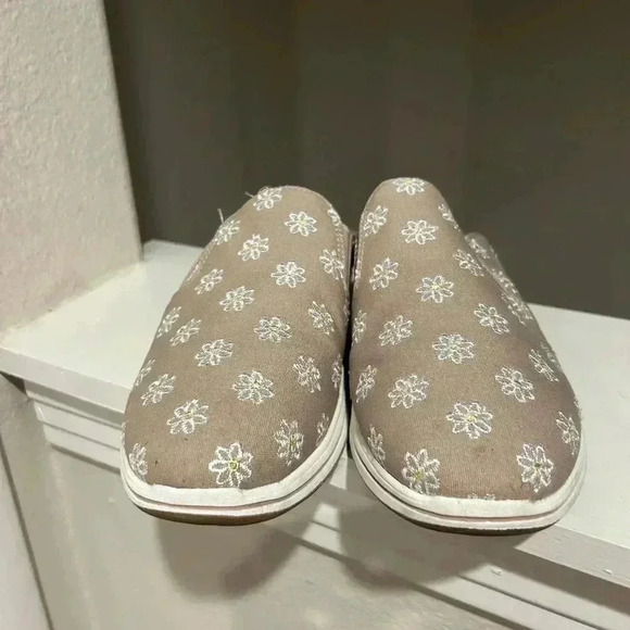 Clarks Breeze Shore Taupe Women's Size 11 M Slides Shoes Sandals 66481 Worn Once - Picture 7 of 10